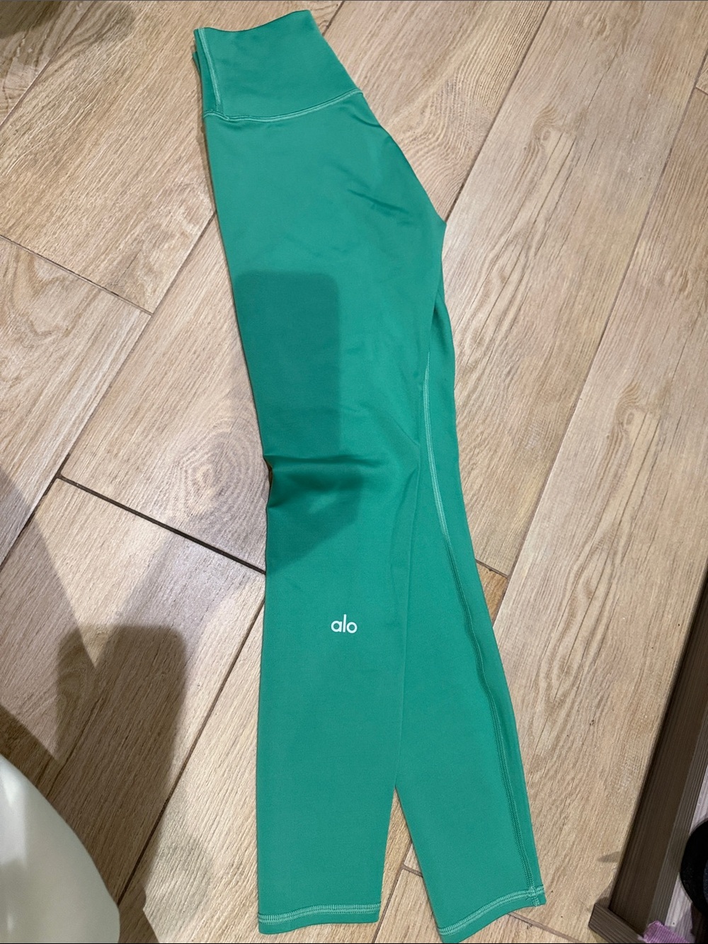 ALO Yoga High-Rise Leggings in Emerald Green